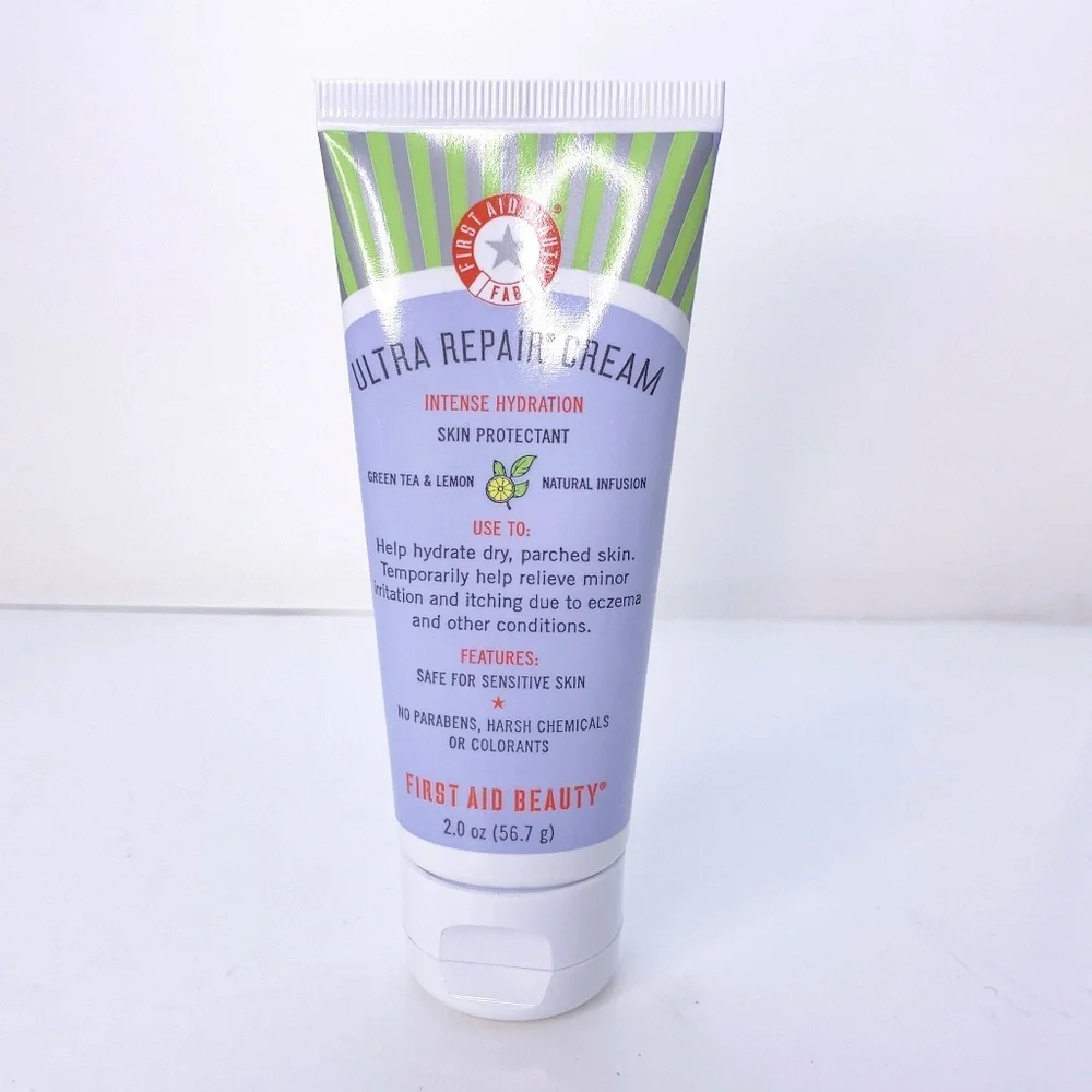 First Aid Ultra Repair‎ Cream Green Tea & Lemon